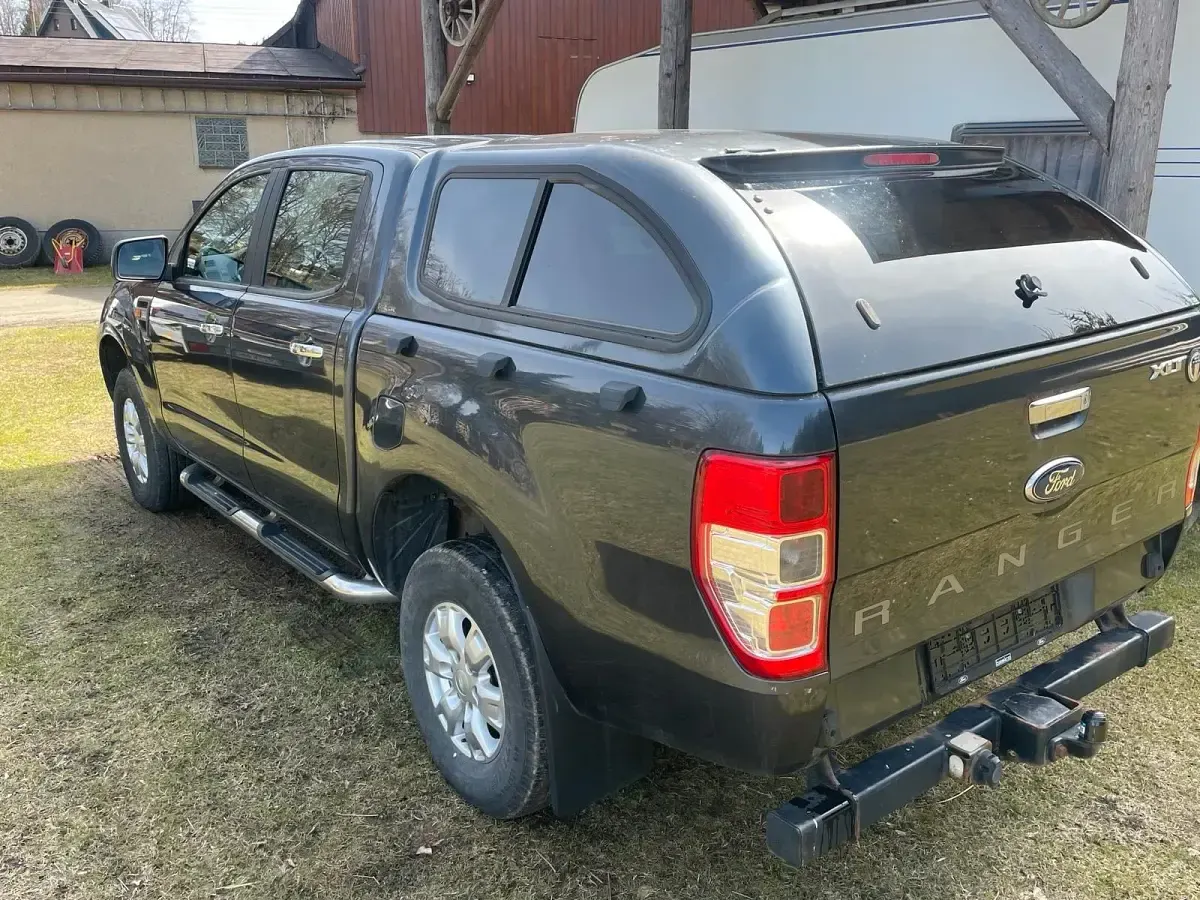 Gebraucht Ford Ranger XLT 150 PS (110 kW) 2015 Schwarz Pickup