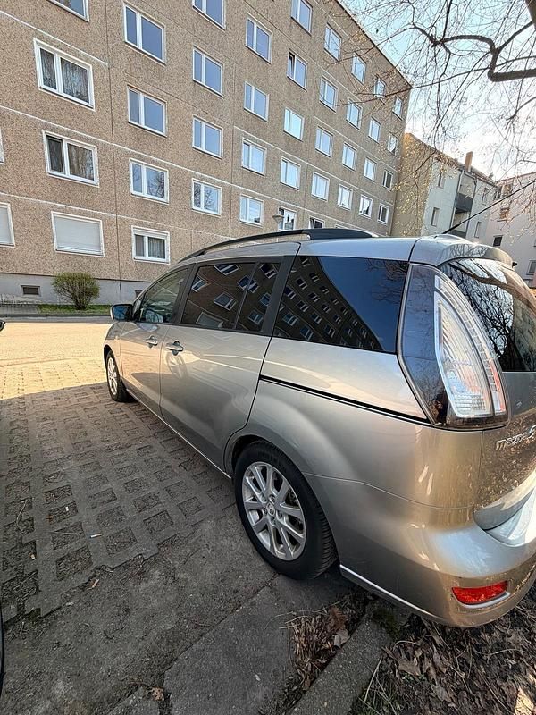 Gebraucht Mazda 5 143 PS (105 kW) 2010 Braun Van / Kleinbus