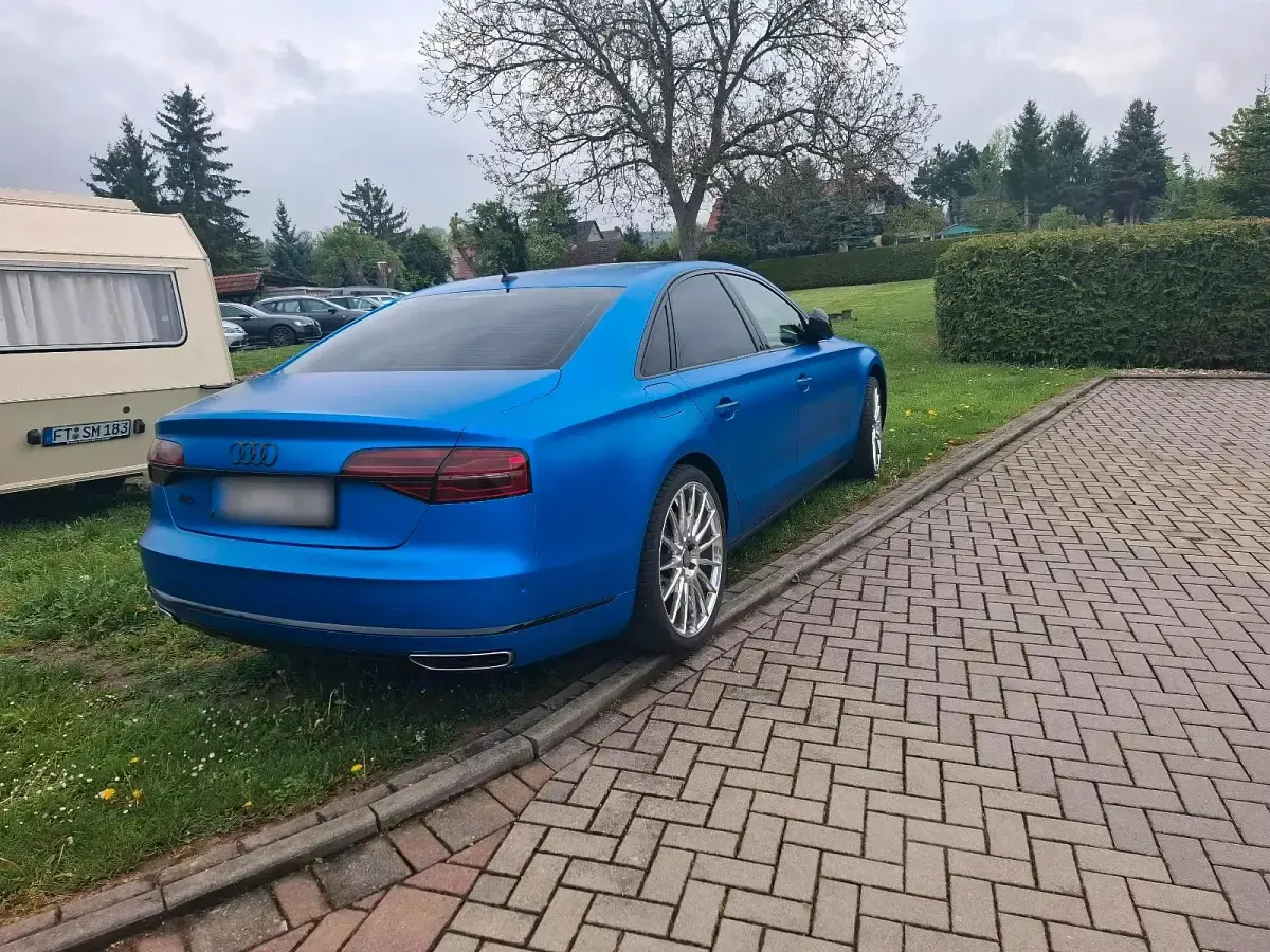Gebraucht Audi A8 Sport 269 PS (197 kW) 2015 Blau Limousine