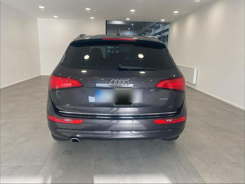Gebraucht Audi Q5 190 PS (139 kW) 2016 Grau SUV