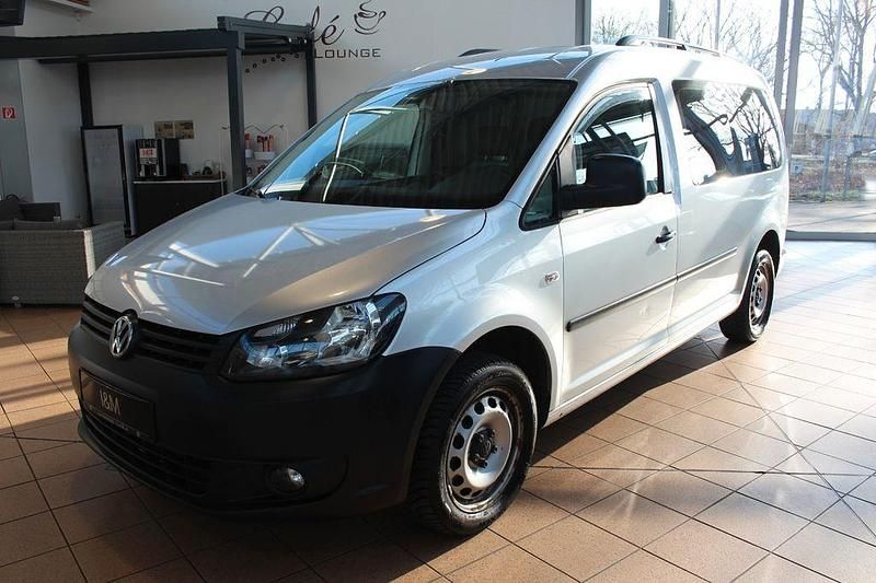 Gebraucht VW Caddy Maxi 140 PS (102 kW) 2015 Silber Van / Kleinbus