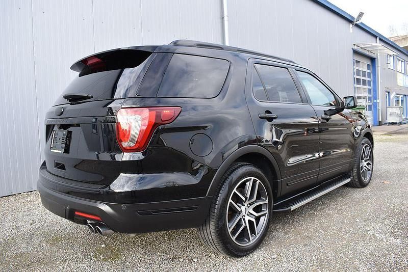 Gebraucht Ford Explorer 370 PS (272 kW) 2019 Schwarz SUV