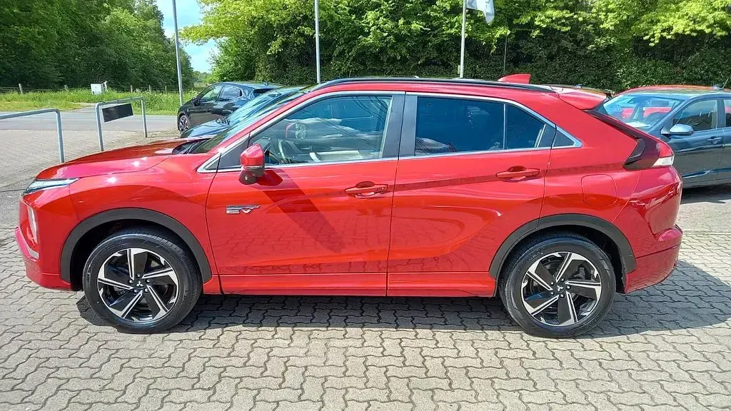 Gebraucht Mitsubishi Eclipse Cross Top 188 PS (138 kW) 2022 Dynamik rot (d) SUV