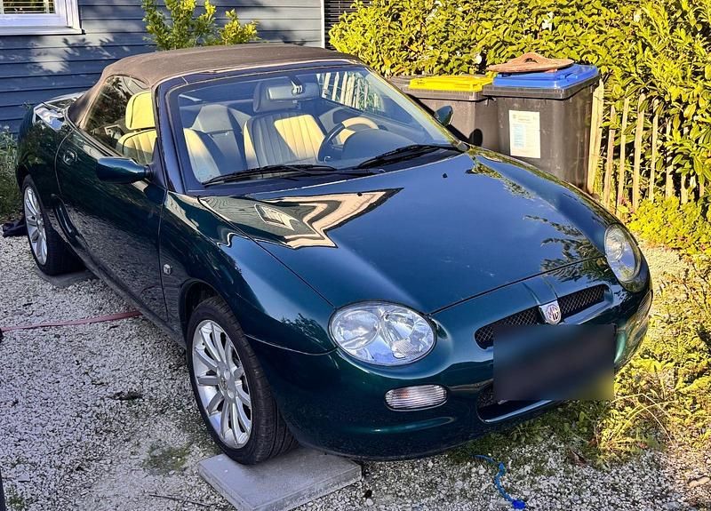 Grün Gebraucht 1998 MG F Cabrio | 6.499 € (Etwas zu teuer) - Bild 1/4