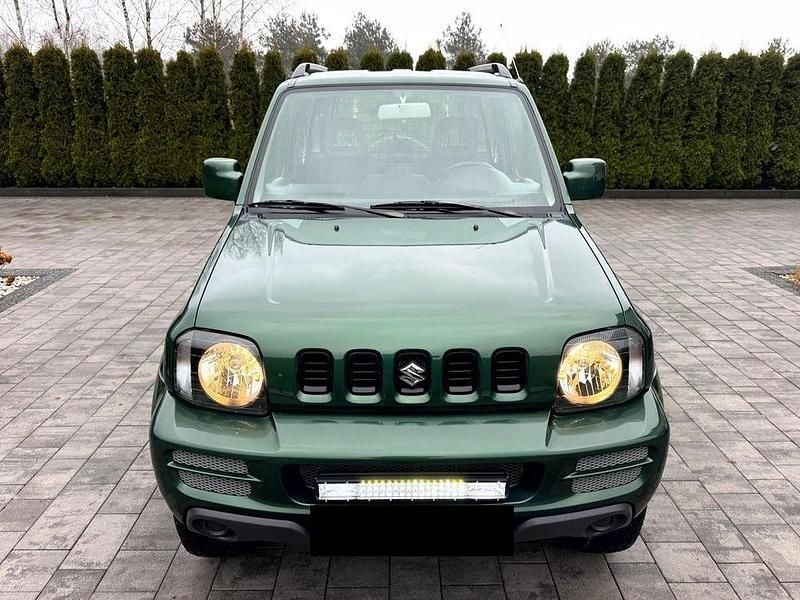 Grün Gebraucht 2011 Suzuki Jimny SUV | 9.000 € (Superpreis) - Bild 1/4