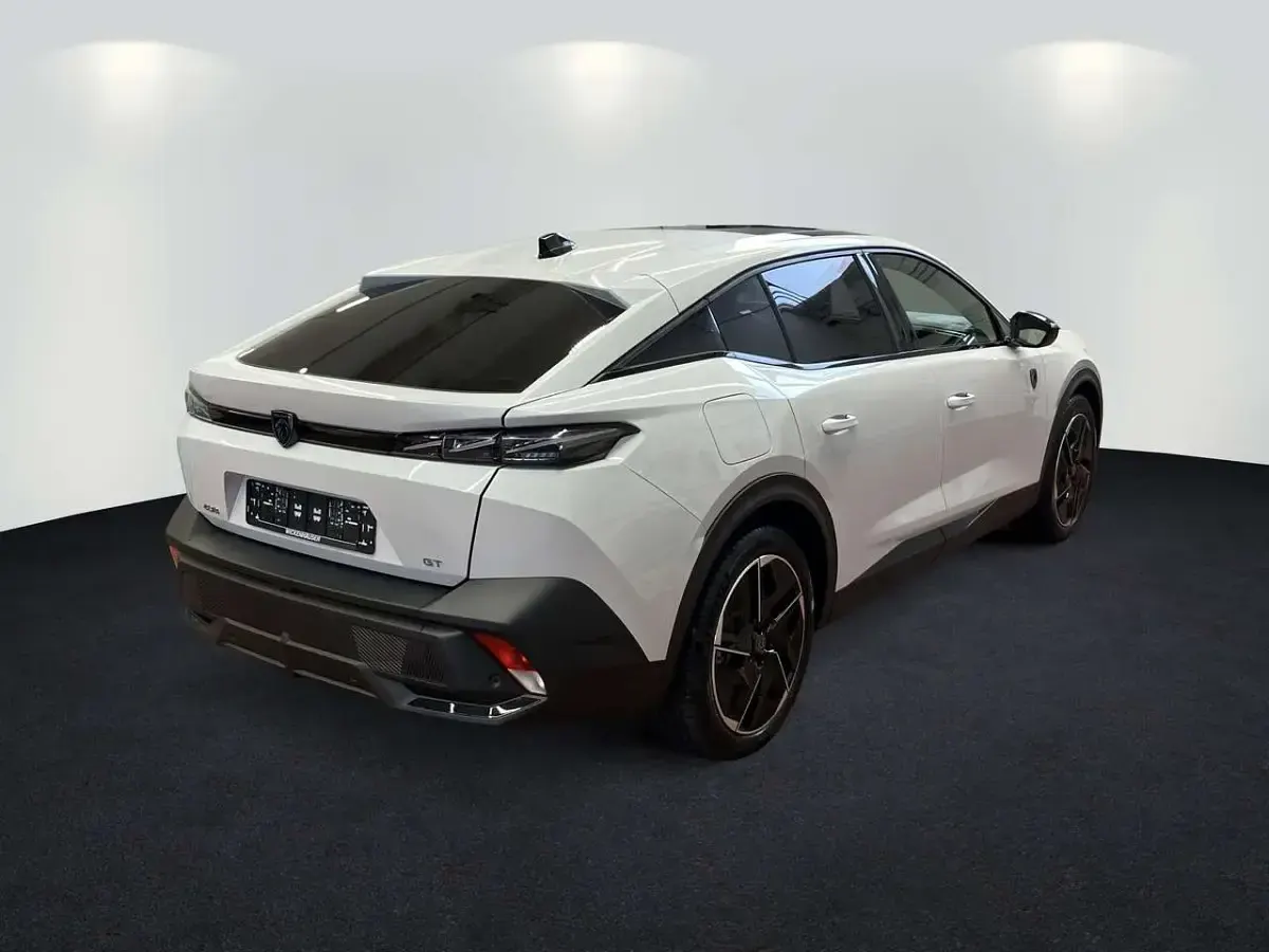 Gebraucht Peugeot 408 GT 131 PS (96 kW) 2023 Weiss SUV