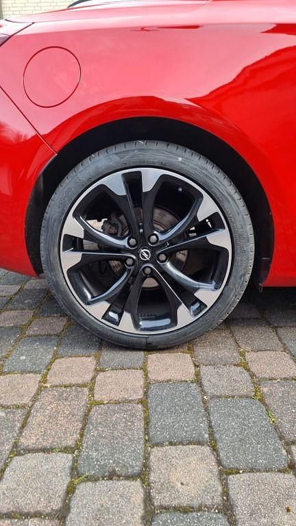 Second-hand Opel Cascada Edition 140 CP (102 kW) 2017 Roșu Cabrio