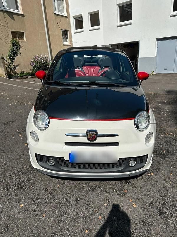Andere außenfarben Gebraucht 2011 Abarth 500C Cabrio | 8.200 € - Bild 1/4