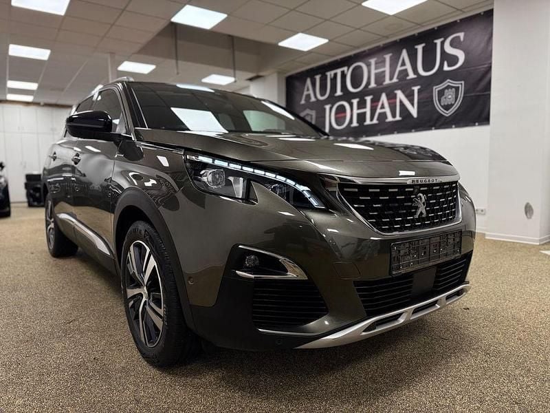 Gebraucht Peugeot 5008 GT-line 131 PS (96 kW) 2020 Grau SUV