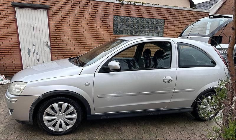 Gebraucht Opel Corsa 60 PS (44 kW) 2006 Silber Kleinwagen