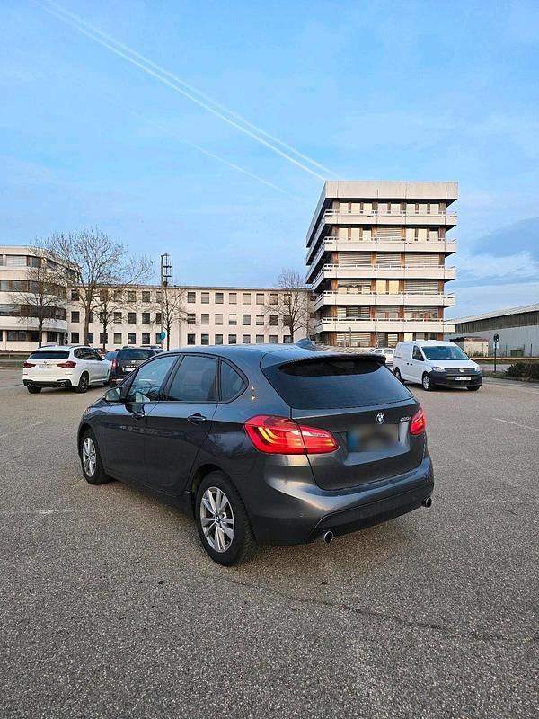 Second-hand BMW 220 190 CP (139 kW) 2016 Argintiu Break