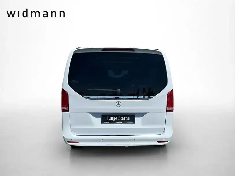 Gebraucht Mercedes V300 Avantgarde Edition 237 PS (174 kW) 2024 Bergkristallweiss metallic Van / Kleinbus