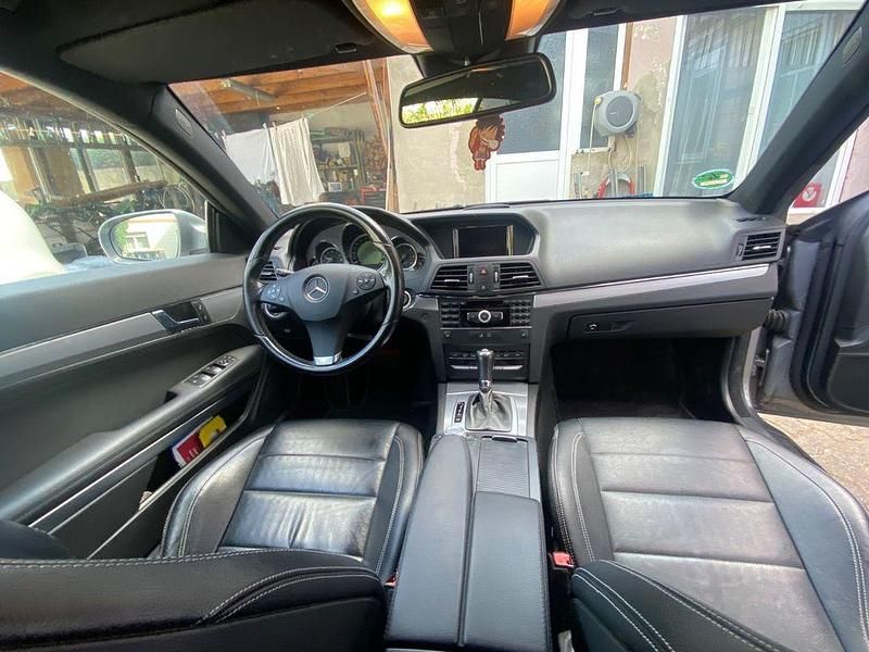 Gebraucht Mercedes E350 Avantgarde 231 PS (169 kW) 2010 Grau Coupé