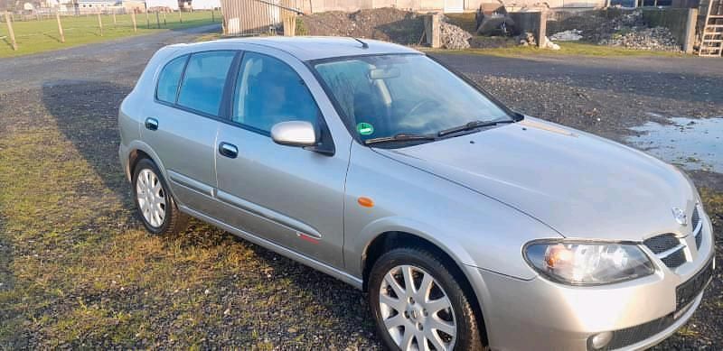 Gebraucht Nissan Almera 116 PS (85 kW) 2006 Silber Kleinwagen