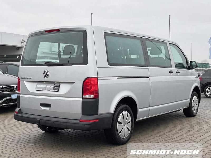 Gebraucht VW T6.1 2024 Reflexsilber (silber) Van