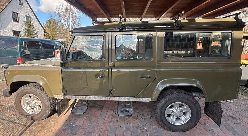 Gebraucht Land Rover Defender 113 PS (83 kW) 1997 Grün Kombi