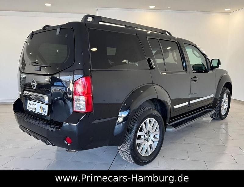 Gebraucht Nissan Pathfinder 231 PS (169 kW) 2015 Schwarz SUV