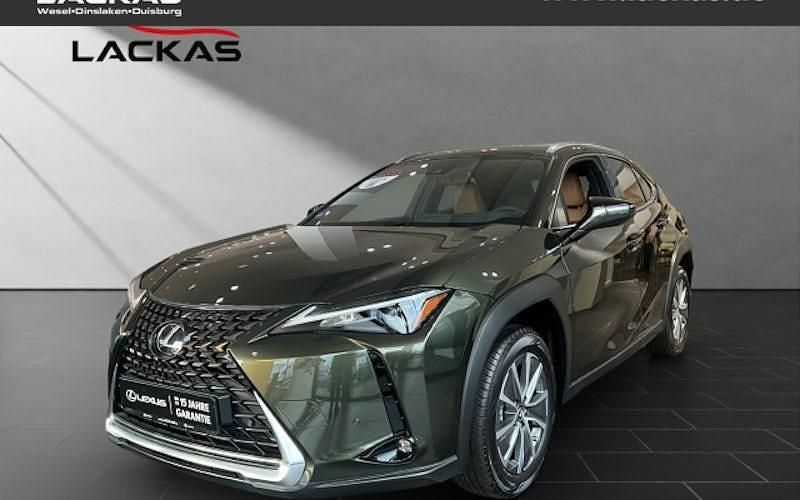 Grün Neu 2025 Lexus UX 300e Executive Line SUV | 41.990 € (Teuer) - Bild 1/4
