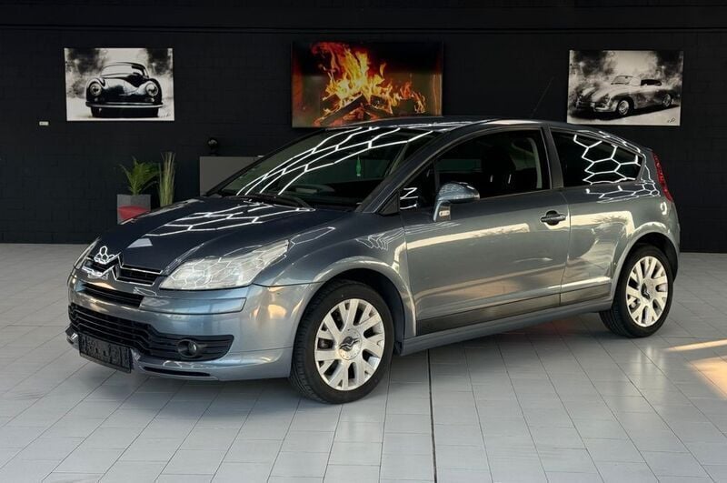 Grau Gebraucht 2005 Citroën C4 VTR Sport Coupé | 1.699 € (Fairer Preis) - Bild 1/4