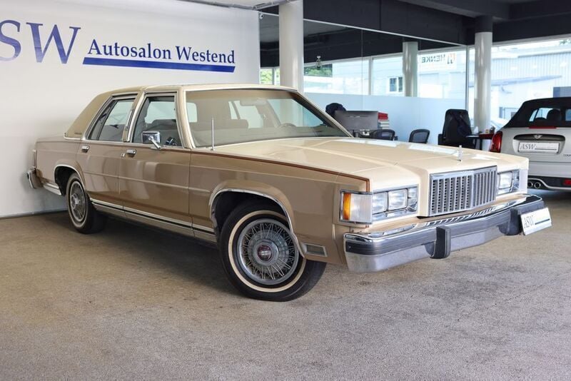 Beige Gebraucht 1985 Ford V8 Limousine | 12.980 € - Bild 1/4