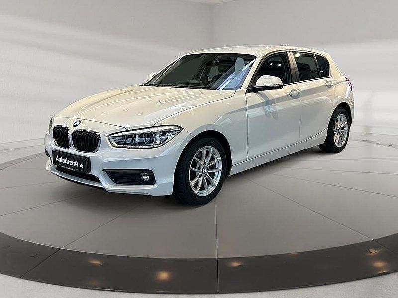 Gebraucht BMW 118 Advantage 136 PS (100 kW) 2016 Mineralweiss metallic Kleinwagen