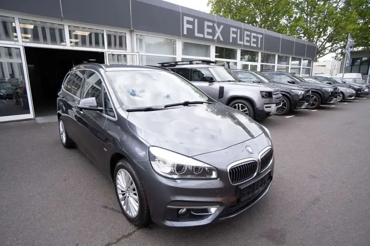 Gebraucht BMW 216 Gran Tourer Luxury Line 116 PS (85 kW) 2018 Grau Van / Kleinbus