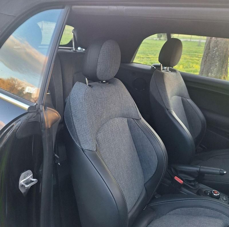 Gebraucht Mini ONE Chili 102 PS (75 kW) 2020 Schwarz Kleinwagen