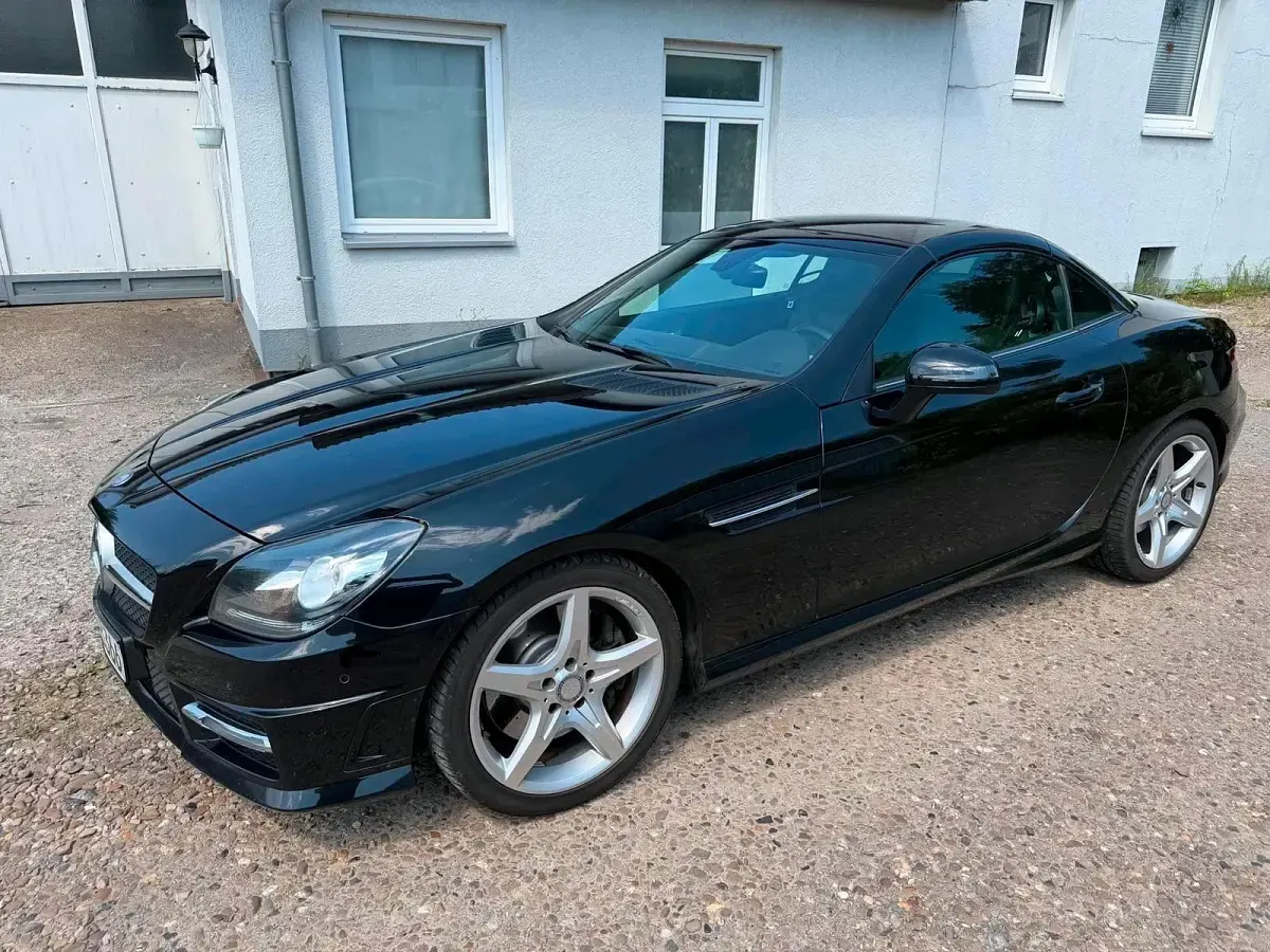 Gebraucht Mercedes SLK250 Sport 204 PS (150 kW) 2014 Schwarz Cabrio