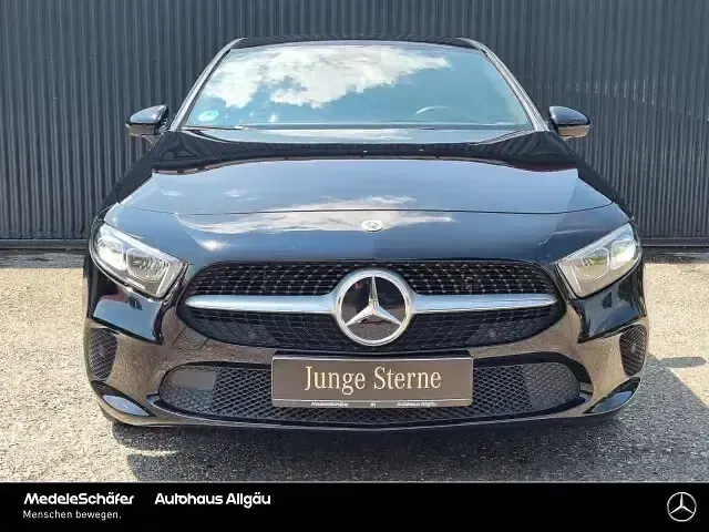 Gebraucht Mercedes A250 Progressive 218 PS (160 kW) 2022 Schwarz Limousine
