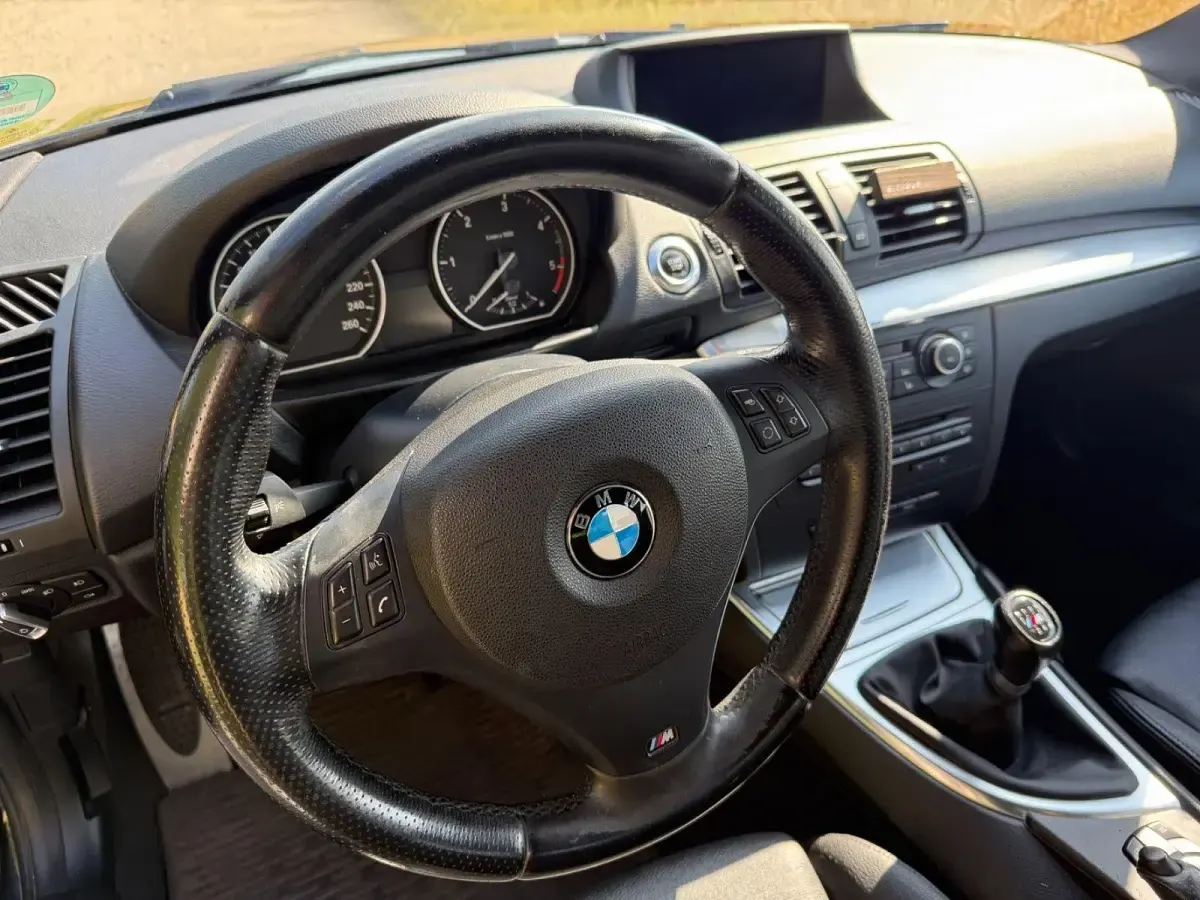 Gebraucht BMW 120 Coupé M Sport 177 PS (130 kW) 2012 Schwarz Coupé