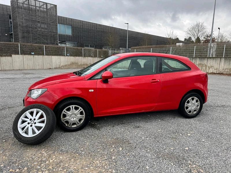 Gebraucht Seat Ibiza 69 PS (50 kW) 2014 Rot Kleinwagen