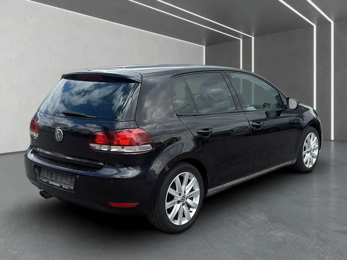 Gebraucht VW Golf V Highline 122 PS (89 kW) 2008 Schwarz Kleinwagen