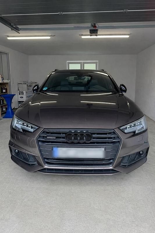 Gebraucht Audi A4 S-Line 231 PS (169 kW) 2019 Braun Kombi