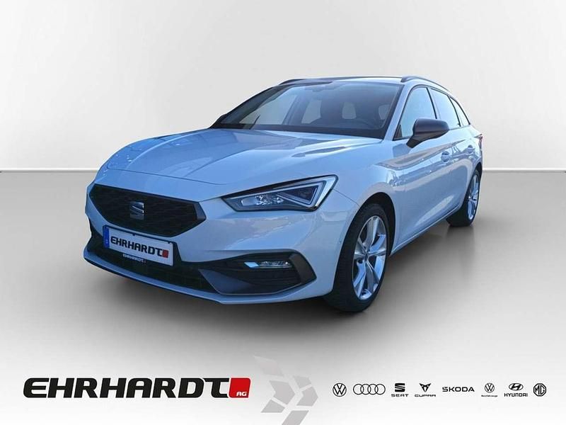 Weiß Gebraucht 2024 Seat Leon FR Limousine | 28.750 € (Fairer Preis) - Bild 1/4