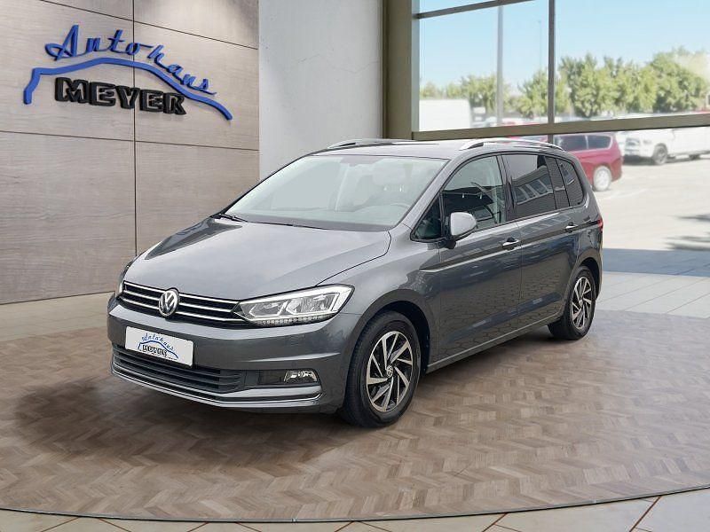 Grau Gebraucht 2018 VW Touran Join Van / Kleinbus | 14.910 € (Guter Preis) - Bild 1/4