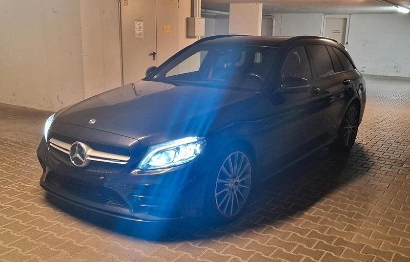Schwarz Gebraucht 2019 Mercedes C43 AMG AMG Kombi | 29.900 € (Guter Preis) - Bild 1/4