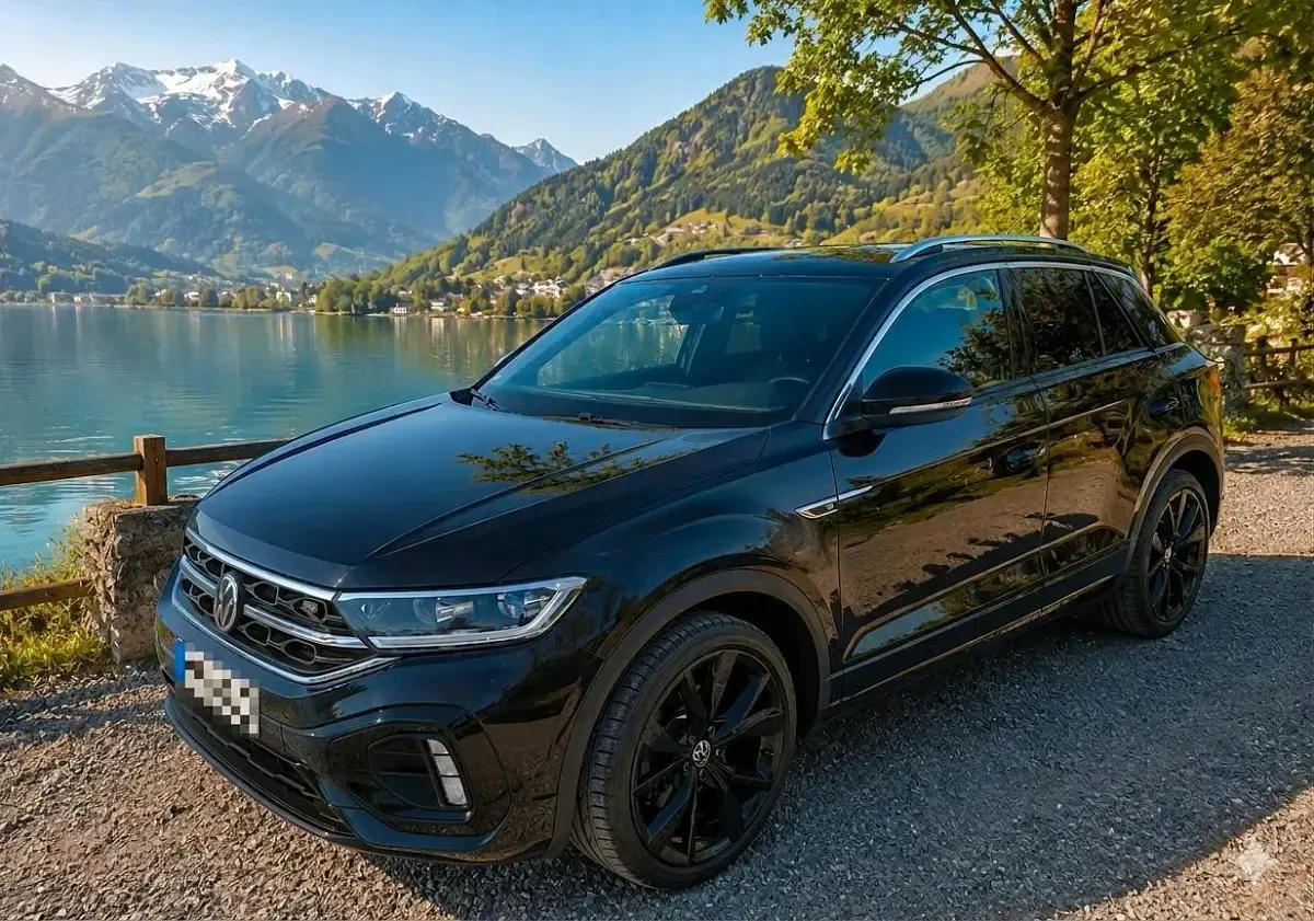 Gebraucht VW T-Roc R-line 150 PS (110 kW) 2024 Schwarz SUV