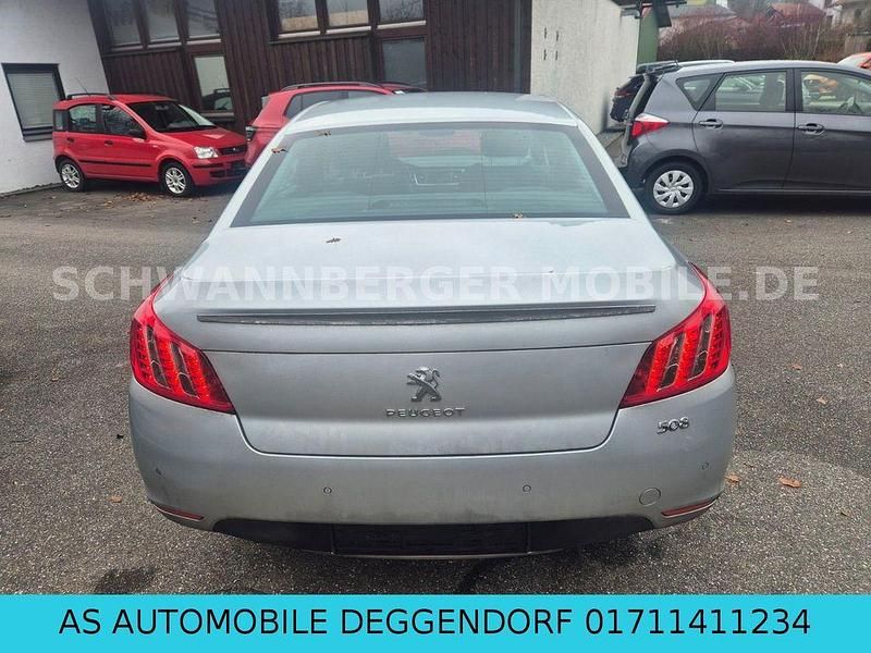 Gebraucht Peugeot 508 Active 163 PS (119 kW) 2012 Grau Limousine