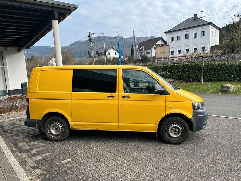 Gebraucht VW Transporter 84 PS (61 kW) 2012 Gelb Van