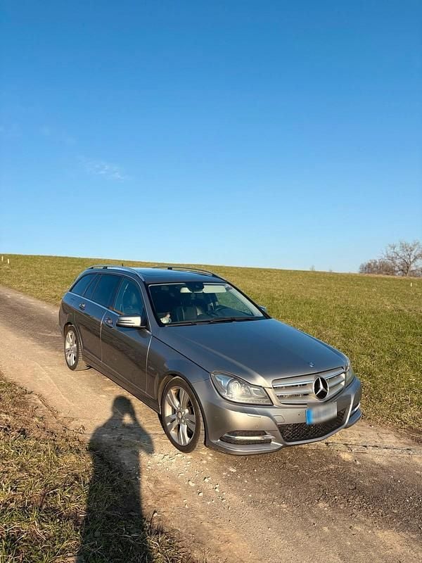 Gebraucht Mercedes C300 231 PS (169 kW) 2012 Kombi