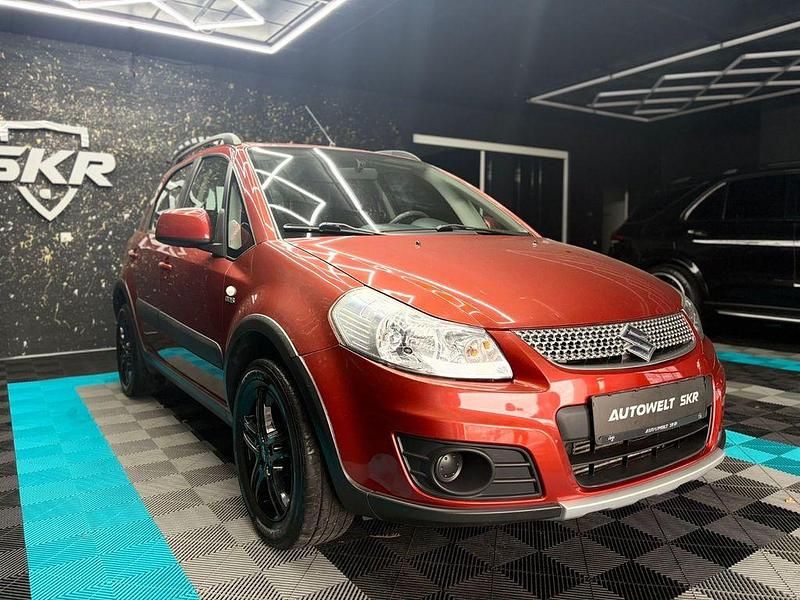 Gebraucht Suzuki SX4 Style 135 PS (99 kW) 2013 Orange SUV