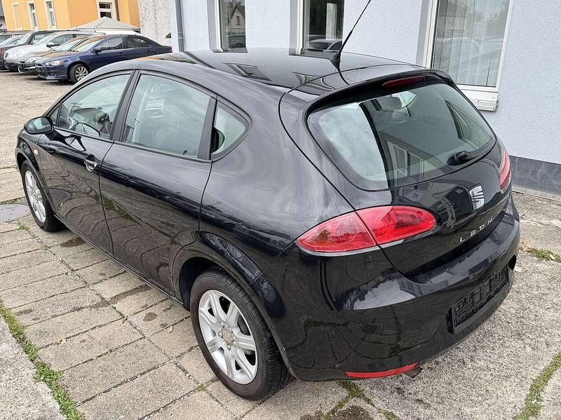 Gebraucht Seat Leon Stylance 102 PS (75 kW) 2008 Black magic perleffekt Limousine