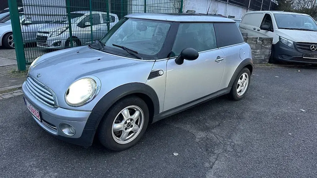Usado Mini ONE 95 HP (69 kW) 2009 Prateado Citadino