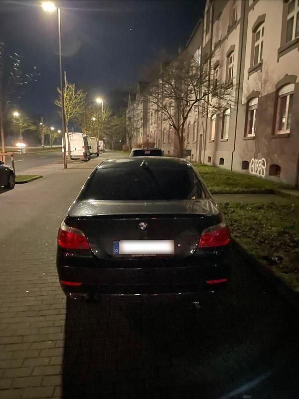 Brugt BMW 523 179 HK (131 kW) 2007 Sort Sedan