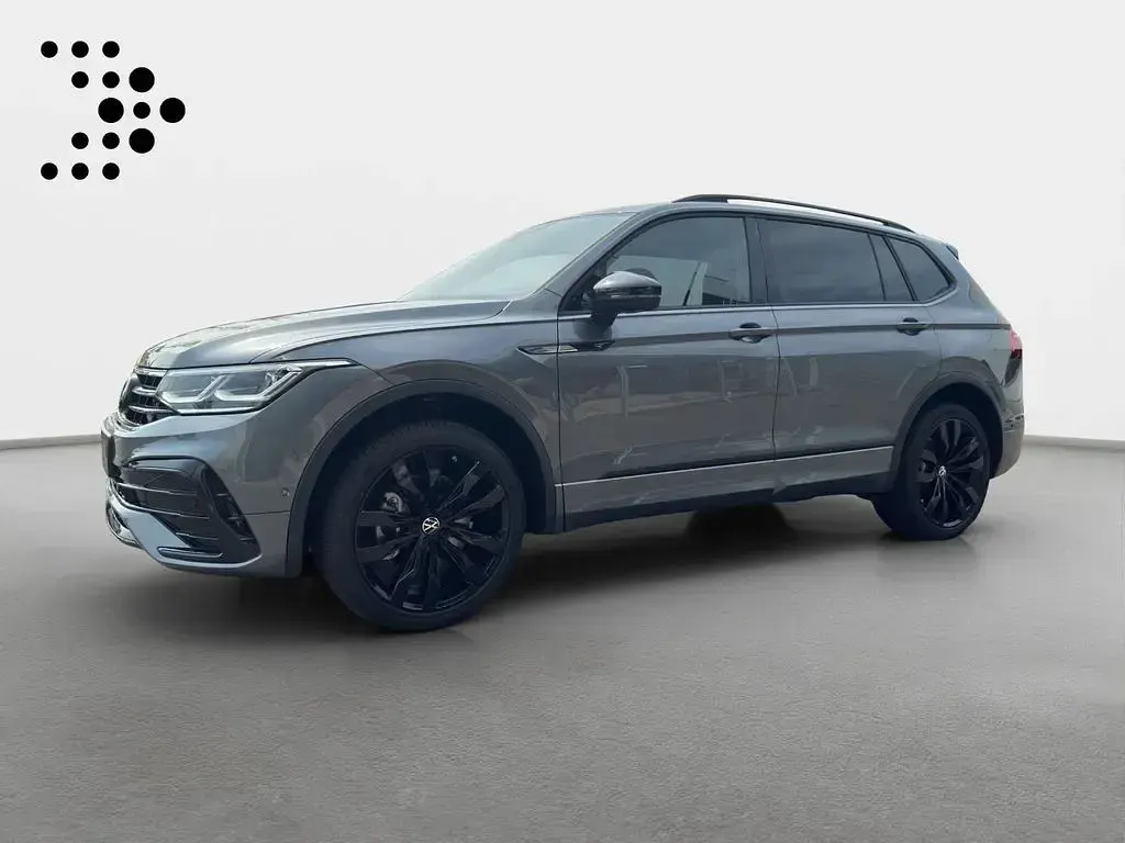 Gebraucht VW Tiguan 193 PS (141 kW) 2025 Grau SUV
