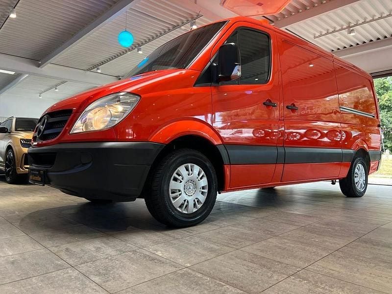 Rot Gebraucht 2011 Mercedes Sprinter Van | 11.500 € (Guter Preis) - Bild 1/4