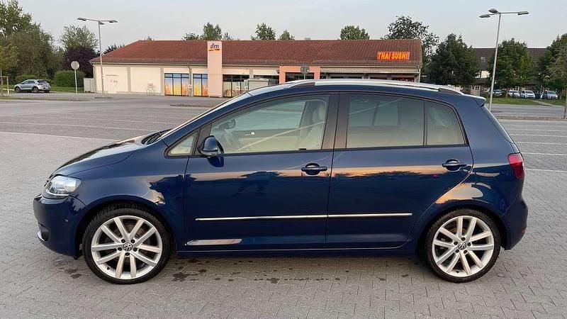 Blau Gebraucht 2011 VW Golf VI Highline Limousine | 4.400 € (Fairer Preis) - Bild 1/4