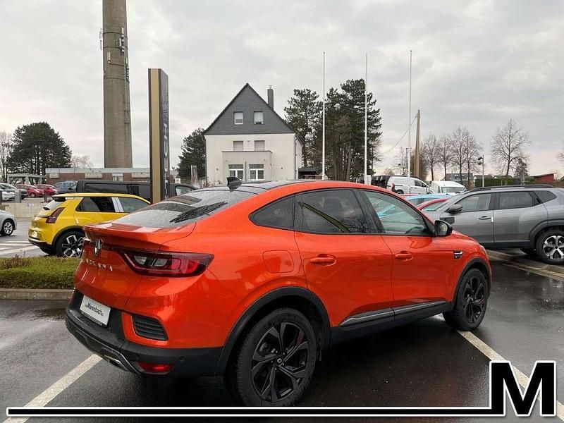 Gebraucht Renault Arkana Bose Edition 158 PS (116 kW) 2023 Orange SUV