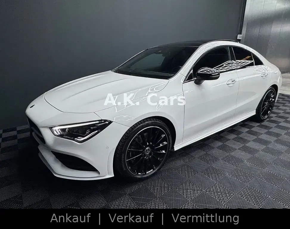 Gebraucht Mercedes CLA200 AMG line 163 PS (119 kW) 2022 Weiß Coupé