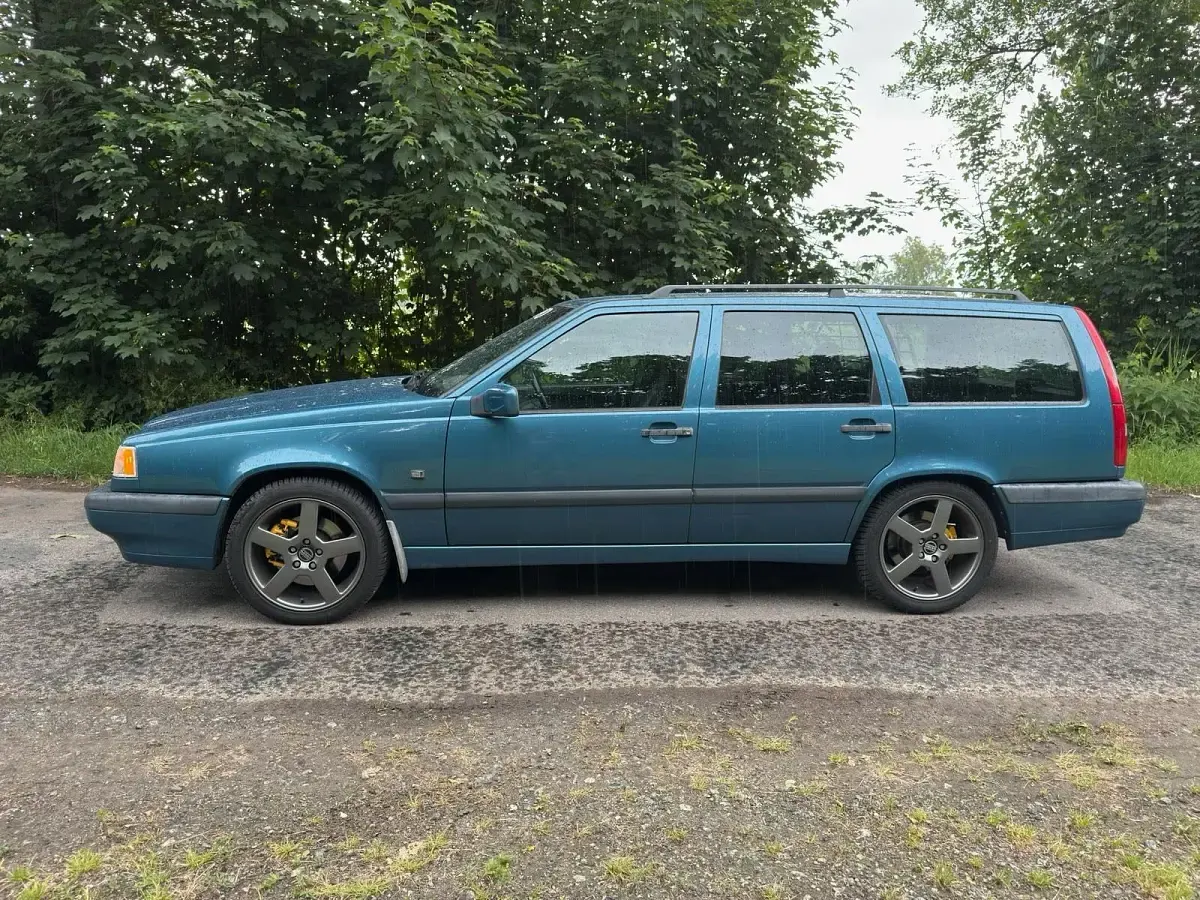 Gebraucht Volvo 850 144 PS (105 kW) 1996 Blau Kombi